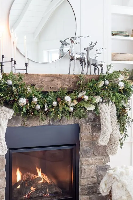 How to Decorate a Mantel with Garland – Creative Tips to Elevate Your Home Decor 5 How to Decorate a Mantel with Garland – Creative Tips to Elevate Your Home Decor