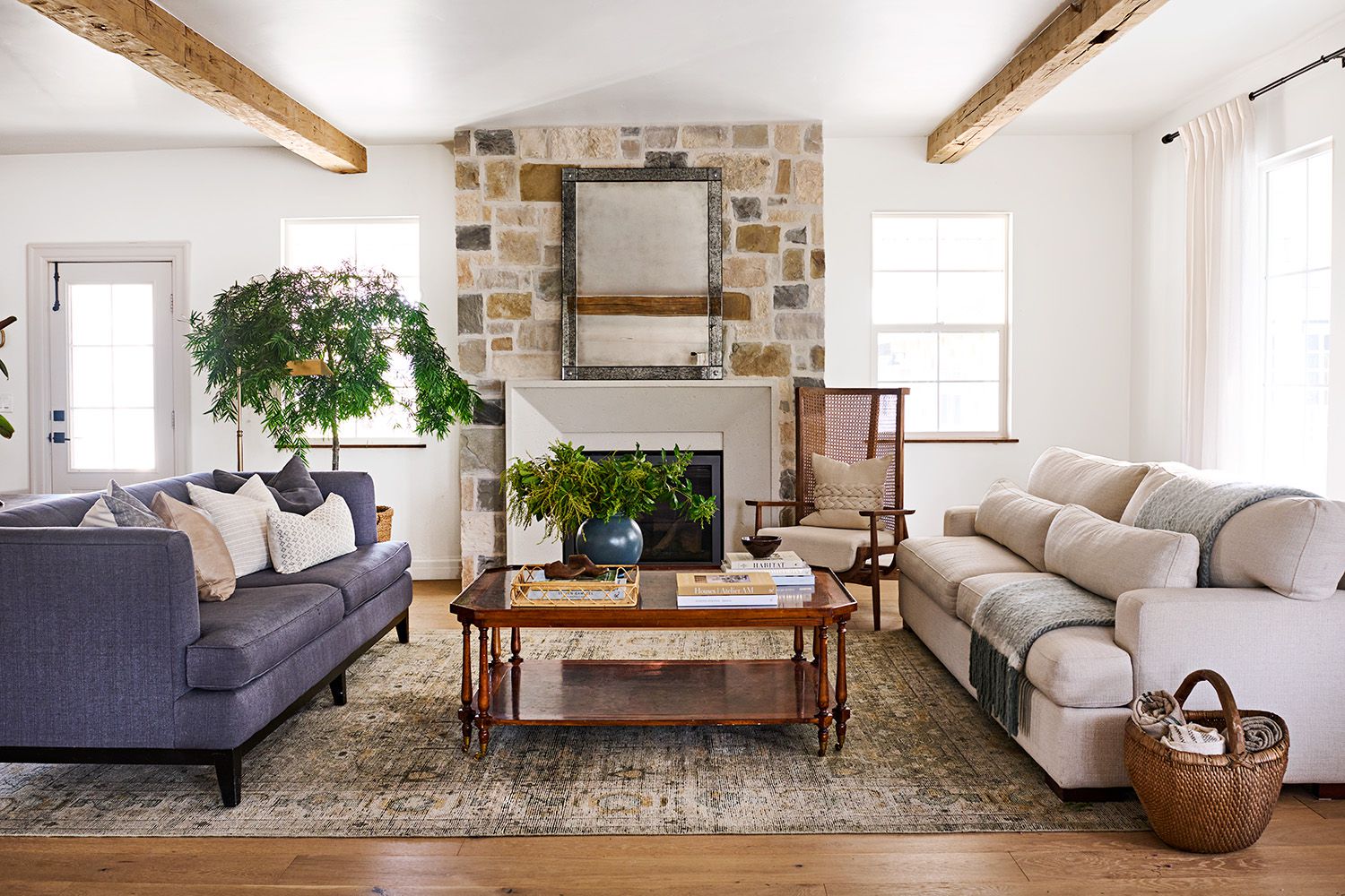 How to Decorate a Stone Fireplace - Transform Your Home with Style and Flair 3 How to Decorate a Stone Fireplace - Transform Your Home with Style and Flair