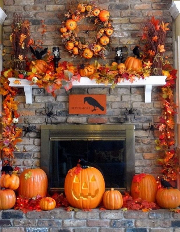 Spooky Mantel Magic - A Guide to Halloween Decorating That Wows 4 Spooky Mantel Magic - A Guide to Halloween Decorating That Wows