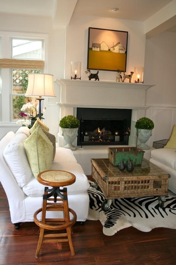 Elevate Your Space – How to Decorate Above Fireplace for a Stunning Focal Point 3 Elevate Your Space – How to Decorate Above Fireplace for a Stunning Focal Point