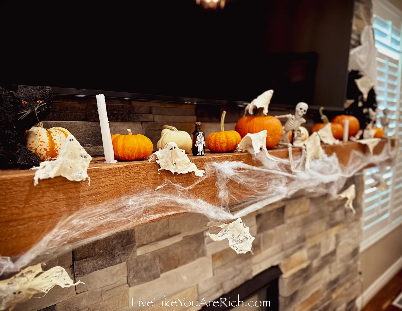 Spooky Mantel Magic - A Guide to Halloween Decorating That Wows 9 Spooky Mantel Magic - A Guide to Halloween Decorating That Wows